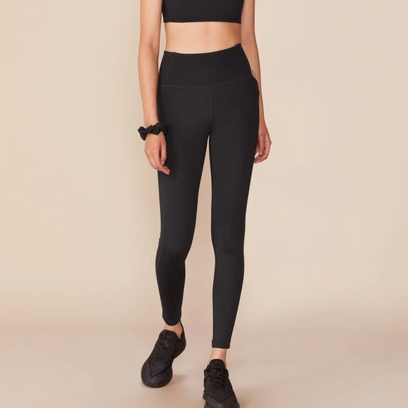 [SOLD] NWOT Girlfriend Collective XS Compressive High-Rise Pocket Leggings - Picture 1 of 4